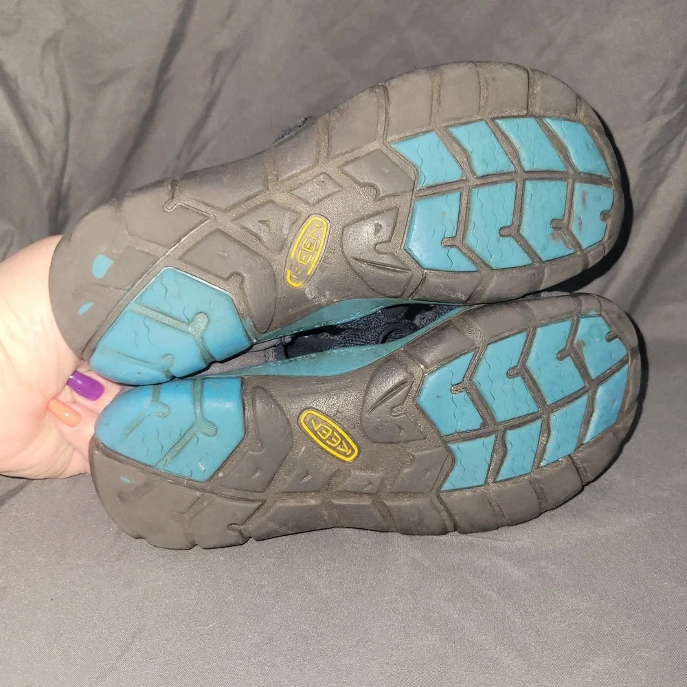 Keen Seacamp 2 CNX Blue Hiking Waterproof Sandals Youth size 2